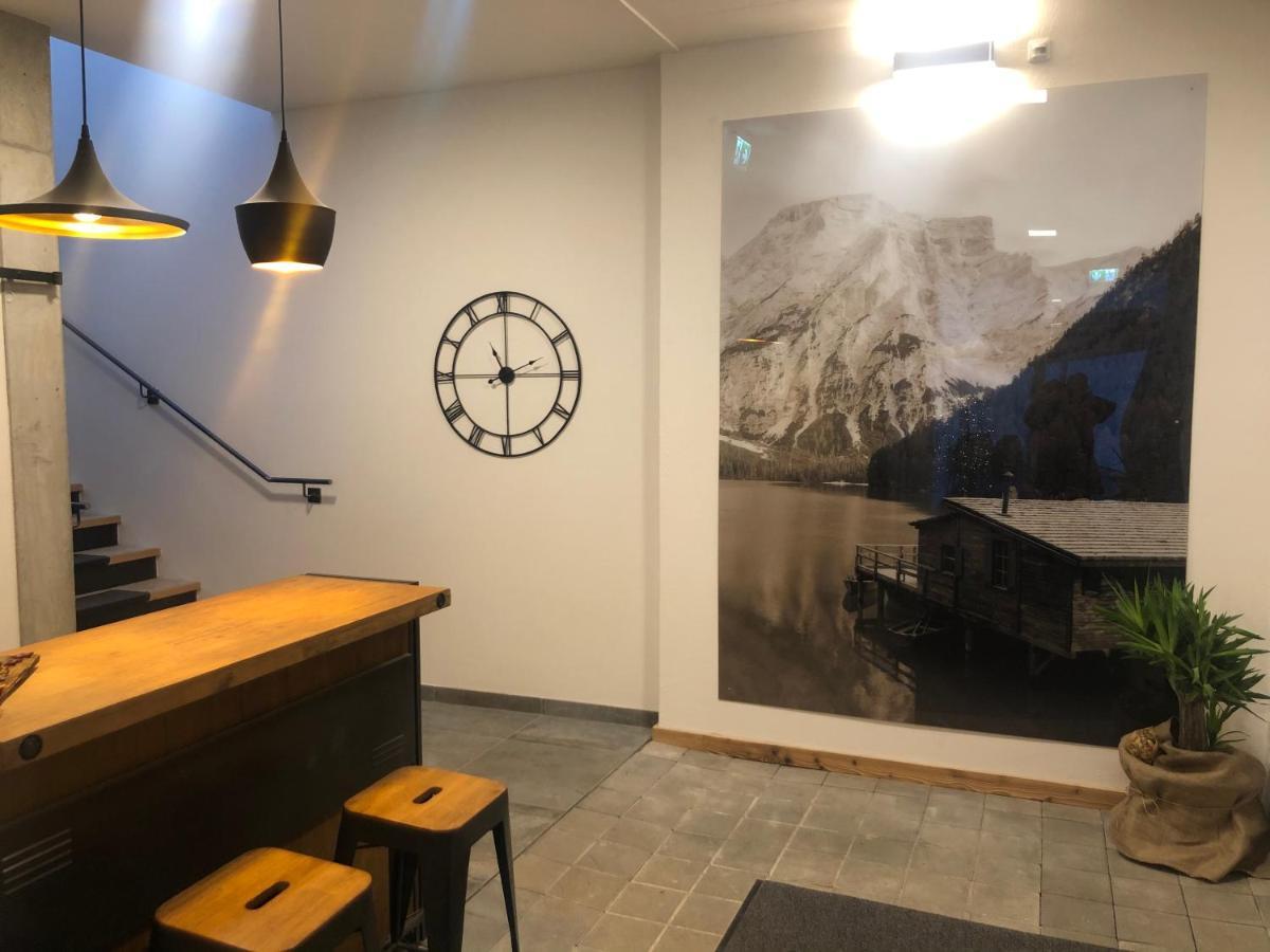 Chalet West Силиан Екстериор снимка