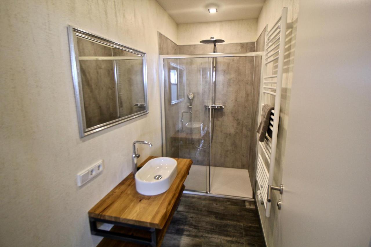 Chalet West Силиан Екстериор снимка