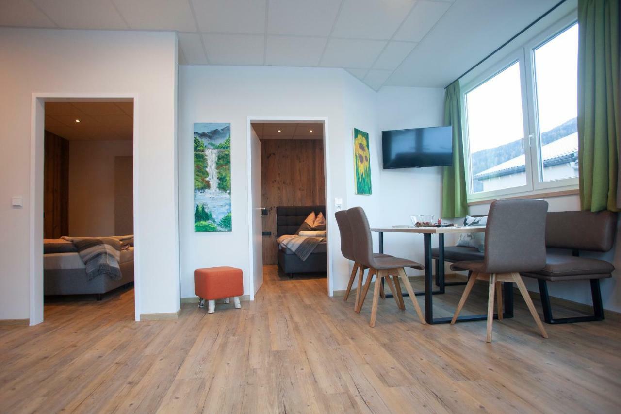 Chalet West Силиан Екстериор снимка
