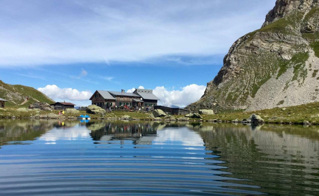 Chalet West Силиан Екстериор снимка